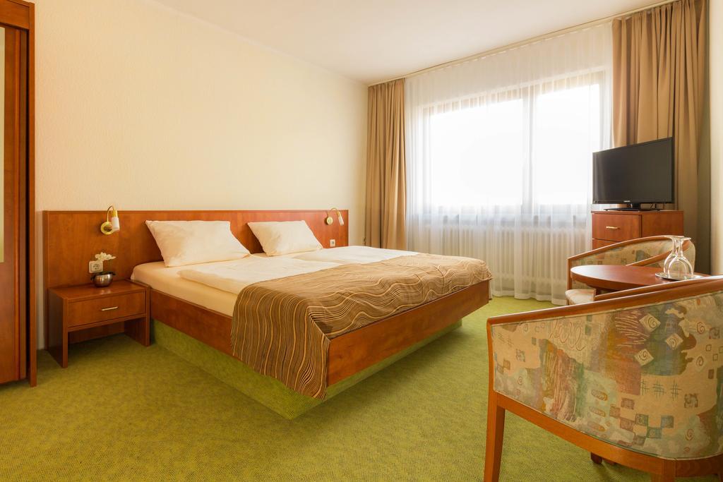 Strand Hotel Nordsee, Hotel Deichlaeufer Tossens Exteriér fotografie
